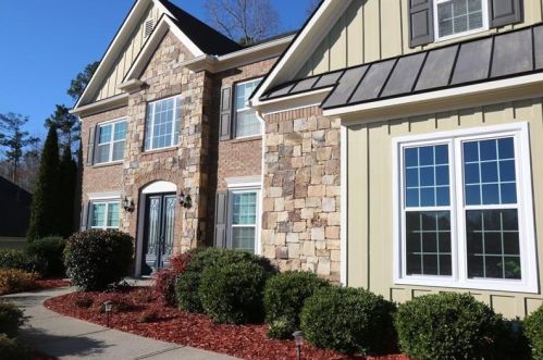 1534 Sage Ridge Dr, Marietta, GA 30064-5327