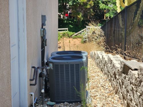 14012 Quailridge Dr, Riverside CA  92503-7201 exterior