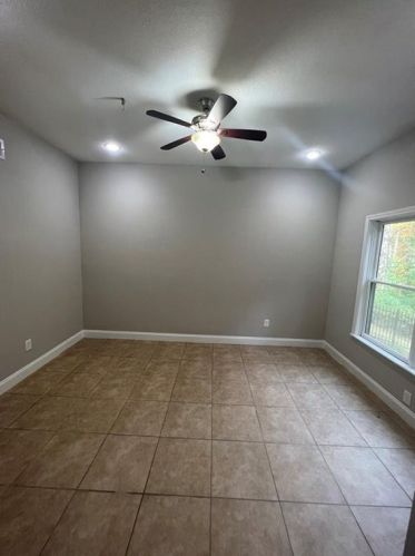 155 Fieldsborn Ct, Atlanta GA  30328-1039 exterior