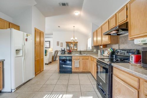 7133 Summerset Dr, Fort Worth TX  76126-4534 exterior