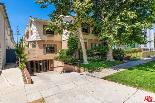 928 11th St, Santa Monica CA  90403-2963 exterior