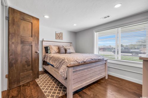 819 300, Woodland Hills UT 84653-9423 exterior