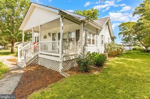 24075 Patuxent Beach Rd, California, MD 20619-4404