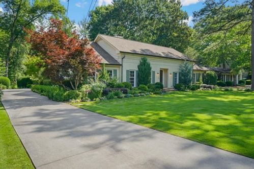 319 Broadland Rd, Atlanta, GA 30342-3604