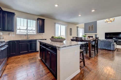 3170 Nepal Way, Aurora CO 80013-9019 exterior