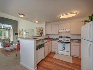 10320 Pine St, Portland OR  97216-2460 exterior