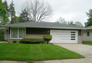 3816 Barrington Rd, Rockford, IL 61107-2239