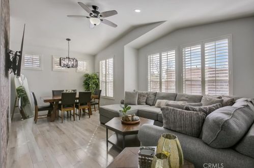 1126 Positano Ave, Anaheim CA  92808-1533 exterior