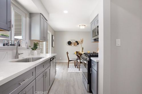 738 Fairhaven St, Anaheim CA  92801-4002 exterior
