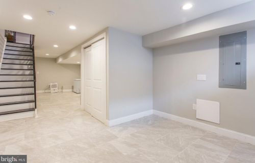 1243 24th St, Philadelphia PA  19121-4820 exterior