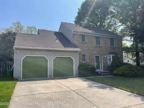 2 Margaret St, Cliffwood, NJ 07721-1187
