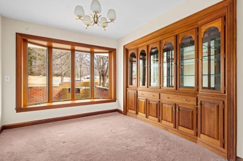 1510 Sullivan Ave, Wapping CT  06074-2711 exterior