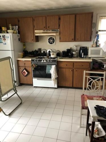 136 Calla St, Providence, RI 02905-1425