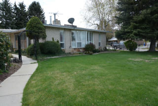 8105 Willow Stream Dr, Sandy UT  84093-6408 exterior