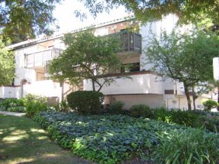 702 San Conrado Ter, Sunnyvale, CA 94085-2534