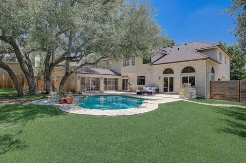 3112 Barton Pt Dr, Austin TX  78733-6345 exterior