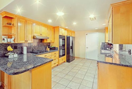1618 Granite Hills Dr, El Cajon, CA 92019-2607