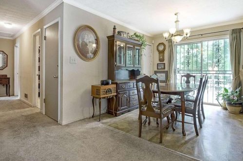 2203 Fairway Cir, Atlanta GA  30319-3825 exterior