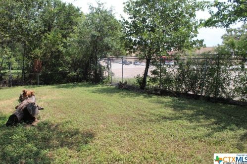 812 Lake Rd, Morgans Point, TX 76513-1304