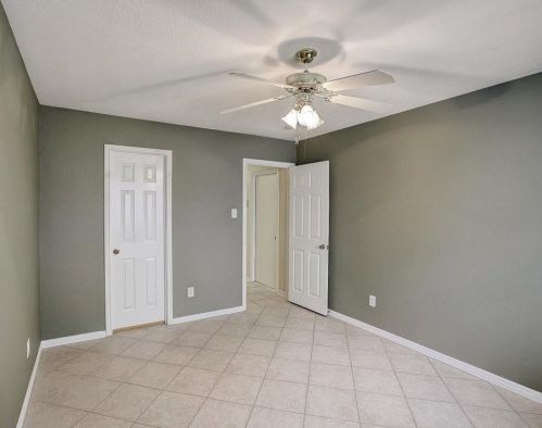 4520 Eagle Feather Dr, Austin TX  78735-6466 exterior