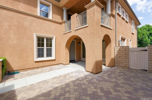 58 Revival, Irvine, CA 92620-3878