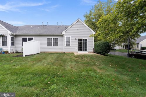 117 Meadowlark Dr, Trenton NJ  08690-3547 exterior