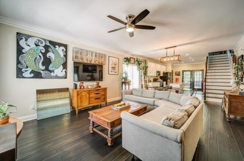 616 Federal Ter, Atlanta GA  30315-4414 exterior