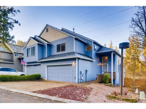 13145 Creekshire Dr, Portland OR  97223-5738 exterior