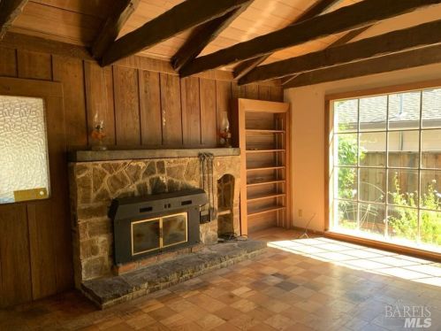 19 Sirard Ln, San Rafael, CA 94901-1039