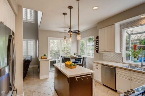 11468 Village Ridge Rd, San Diego, CA 92131-3901