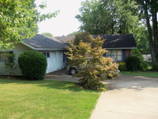 370 Forest Hill Dr, Leach, TN 38344-2102
