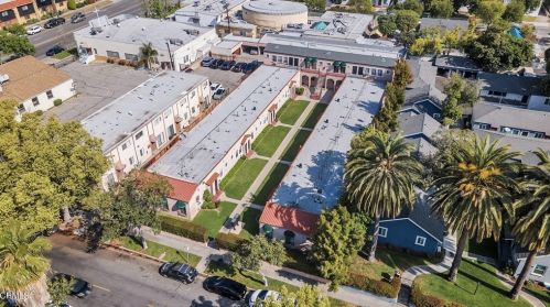 1217 Harvard St, Glendale CA  91205-4074 exterior