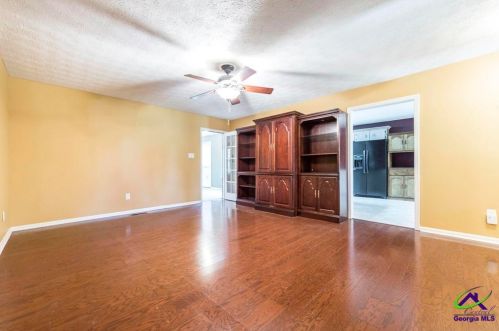 304 Belmont Dr, Warner Robins GA  31088-5546 exterior