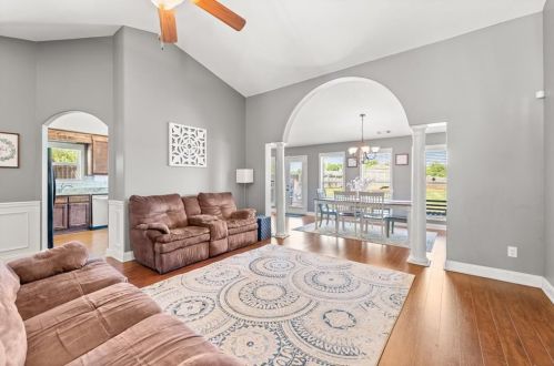 414 Lake Vista Dr, Jefferson GA  30549-4619 exterior