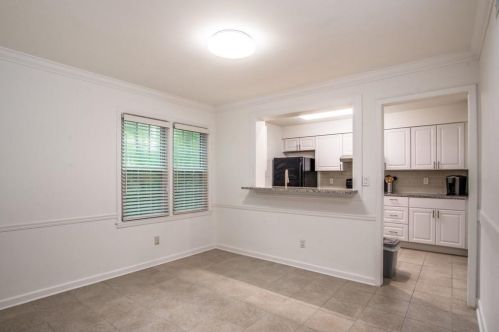 34 Arpege Way, Atlanta GA  30327-1020 exterior