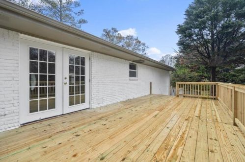 3005 Riviera Dr, Conyers GA  30012-2756 exterior