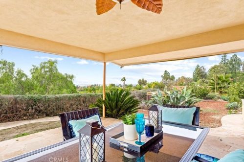 473 Country Hill Rd, Anaheim CA  92808-1353 exterior