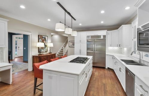 1124 Berkshire Rd, Atlanta GA  30306-3002 exterior