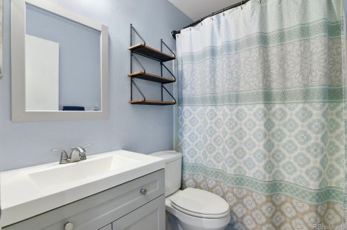 18985 Mercer Dr, Denver CO  80013-3672 exterior