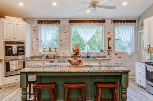 145 Talc Mine Rd, Big Canoe GA  30143-0052 exterior