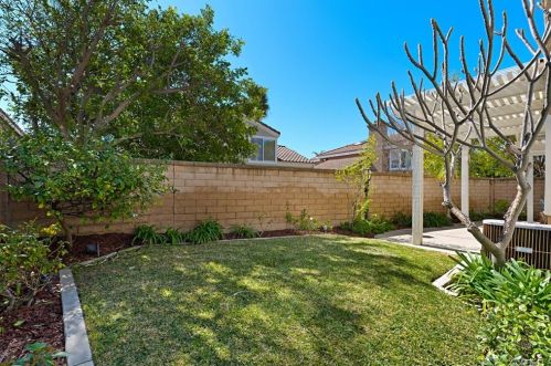 578 Eveningsong Ln, Anaheim CA  92808-1615 exterior