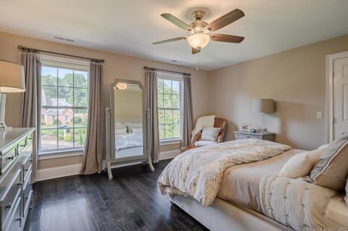5 Clydesdale Ct, Upper Stepney CT  06468-1368 exterior