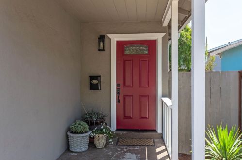 112 Wisteria Dr, Palo Alto, CA 94303-2646