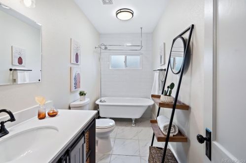 135 Hooker St, Denver CO  80219-1417 exterior