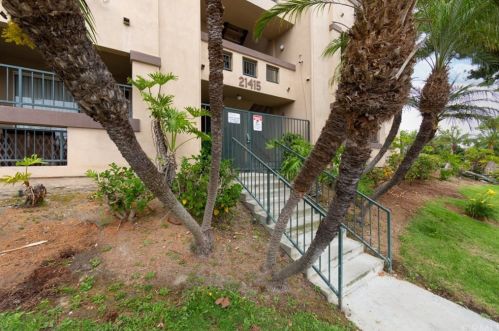 21415 Vermont Ave, Torrance CA  90502-1929 exterior