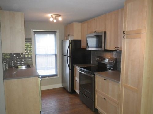 313 Blackson Ave, Austin, TX 78752-2610