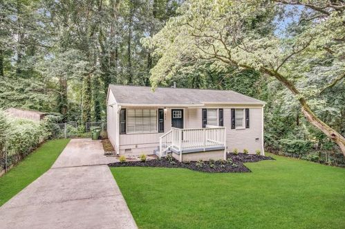 830 Mercury Dr, Atlanta GA  30331-3322 exterior