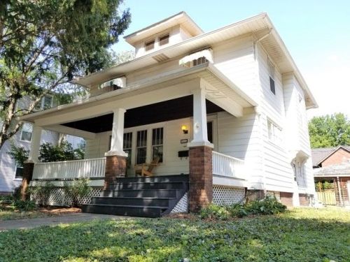610 California Ave, Urbana, IL 61801-4338