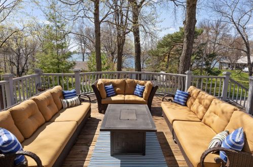 20735 Linwood Rd, Orono MN  55331-9387 exterior