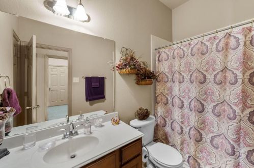 804 Sequoia Way, Fort Worth TX  76131-3557 exterior